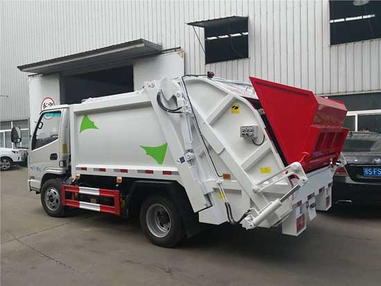 車廂改裝噴涂防護裝甲涂層 高壓聚脲噴涂機(圖3) 車廂改裝噴涂防護裝甲涂層